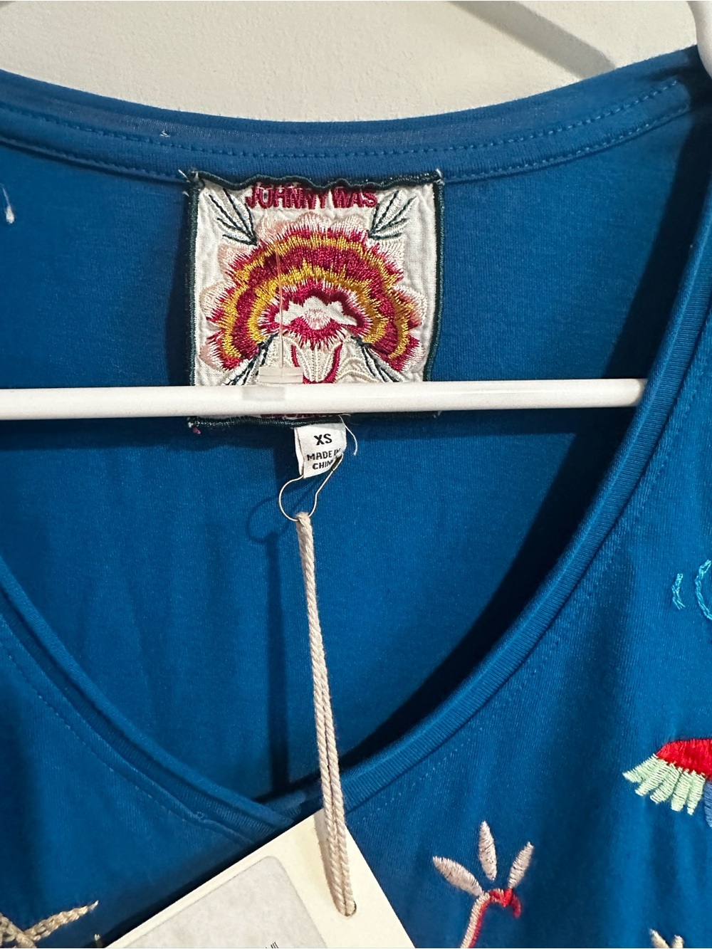 NWT Johnny Was Florida Everyday Tee Teal Embroidered XS 100% cotton - Picture 3 of 9